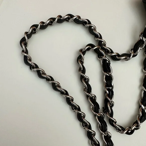 💎✨BEAUTIFUL✨💎 Chanel Quilted CC Caviar Leather Black Chain Shoulder … - Picture 16 of 17